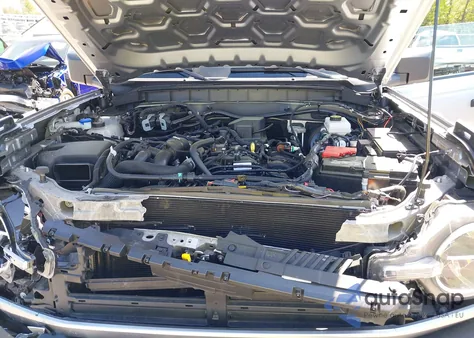 2023 Ford Bronco Black Diamond z USA, uszkodzony, nr VIN 1FMDE5BH4PLB24666